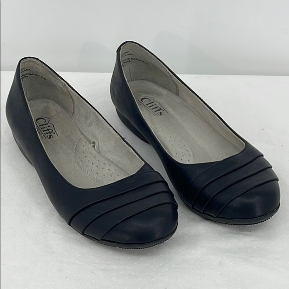 CLIFFS BY WHITE MOUNTAIN SIZE 8.5W Women's Black Slip-On Shoes - Picture 1 of 6